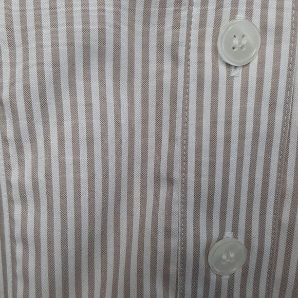 Calvin Klein button down sleeveless top - Picture 8 of 9